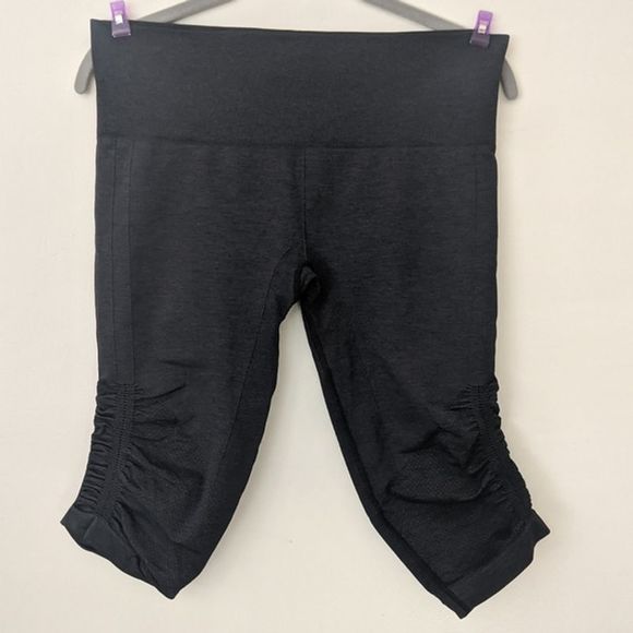 lululemon athletica Pants - Lululemon in the flow crop leggings 10